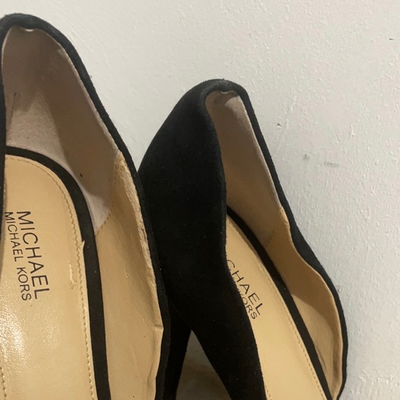 Micheal Kors black suede heels w/metal details - Picture 4 of 4